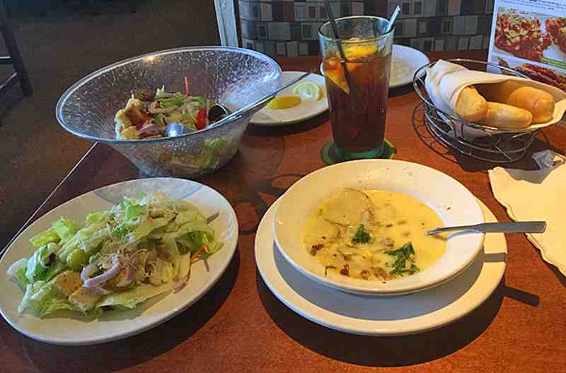 Olive Garden Soup and Salad